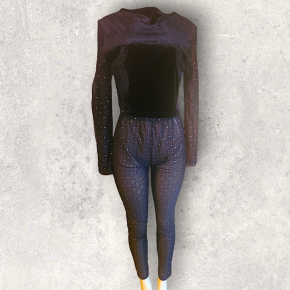 Black sheer two piece - Picture 1 of 6